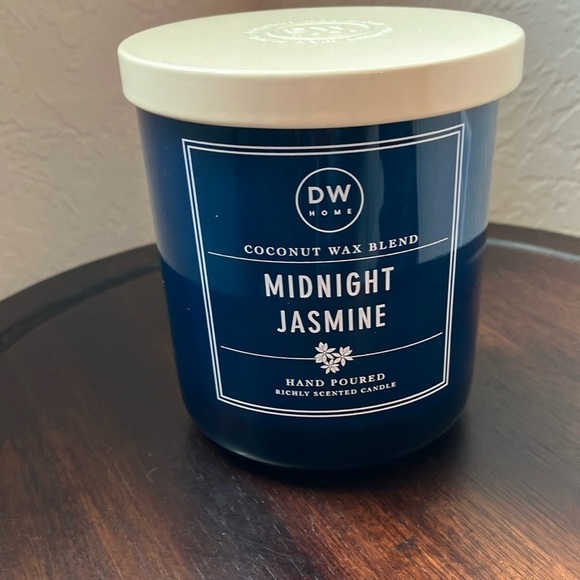 DW Home: Coconut Wax Blend- Midnight Jasmine Scent- 9 oz - Picture 1 of 6